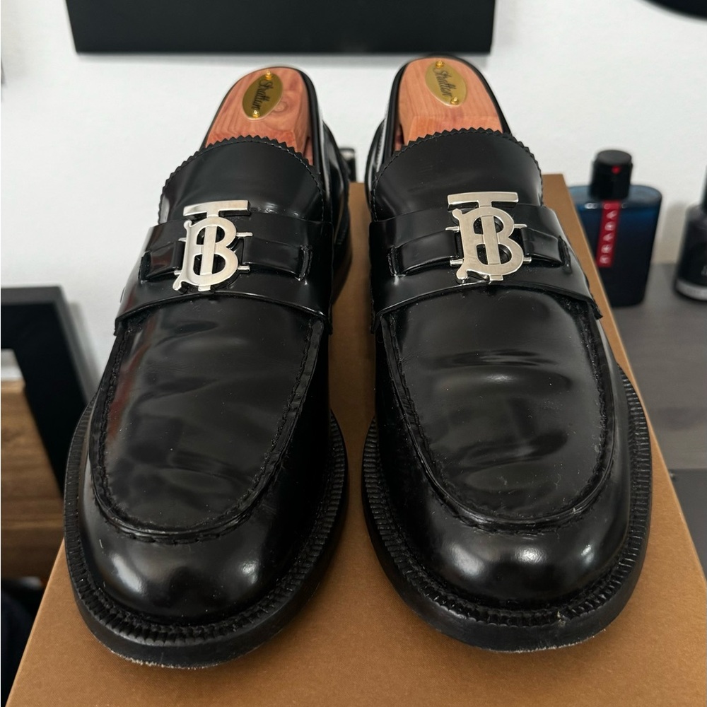 Burberry Leather Loafers